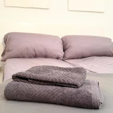 Moderne Mit Arbeitsplatz, Netflix, Nespresso & Privatem Stellplatz Ντούισμπουργκ