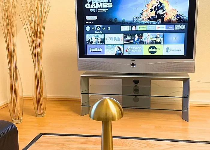 Moderne Mit Arbeitsplatz, Netflix, Nespresso & Privatem Stellplatz شقة *